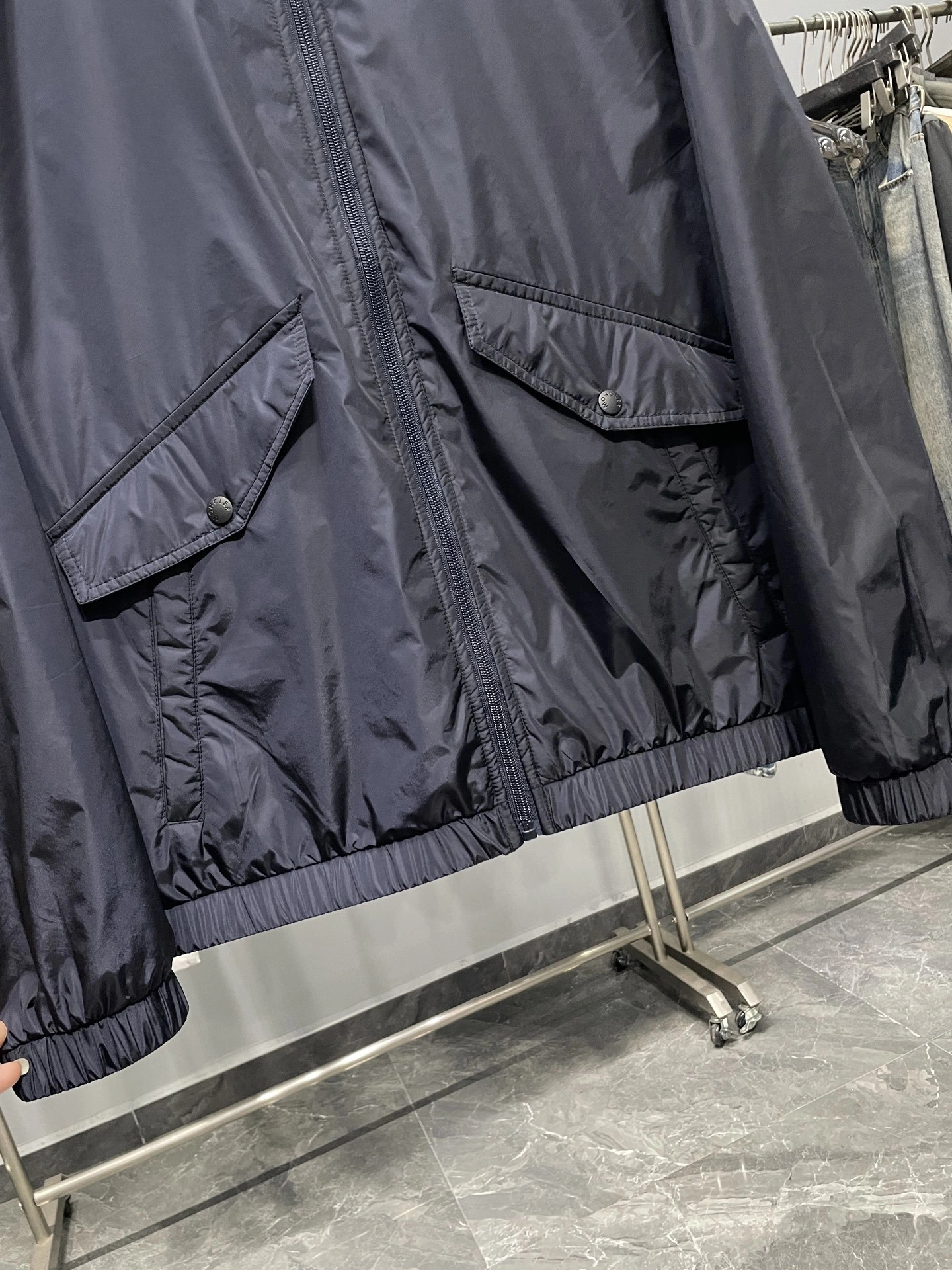 wg.luxury-- 7o9385r nylon item: E-F443J1639H